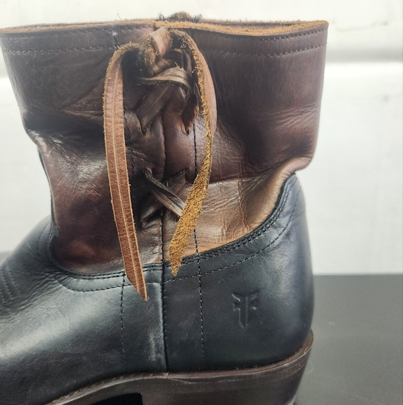 Frye Billy Cross Stitch Short Cowboy Western Heeled Booties Black/Brown 7 1/2 B - Picture 7 of 16